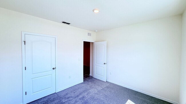 Building Photo - Brand New 3BR Home in Haines City | Washer & Dryer + HOA Community