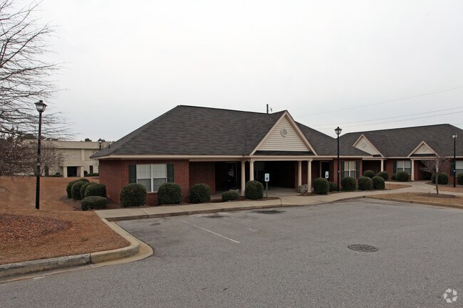 Primary Photo - Harmon Hill Apartments