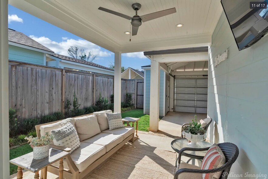 Building Photo - 2061 Woodberry Ave