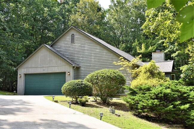 Building Photo - 140 Havenridge Cir