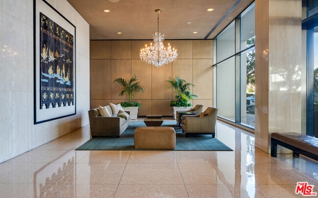 Building Photo - 2220 Ave of the Stars