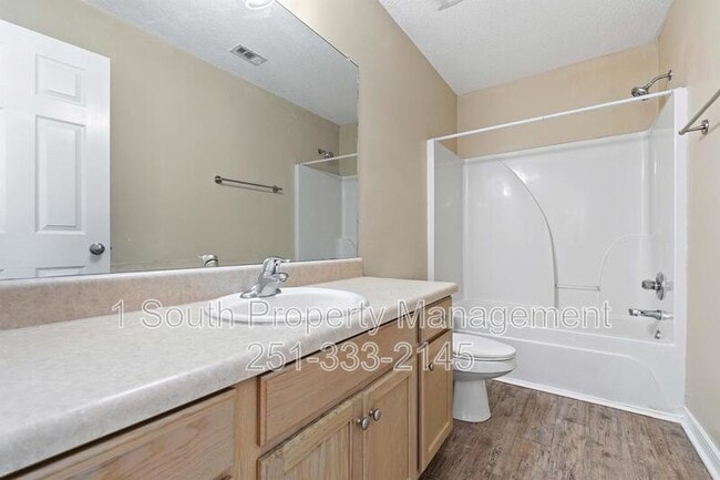 Building Photo - 1020 Hamilton Bridges Dr W