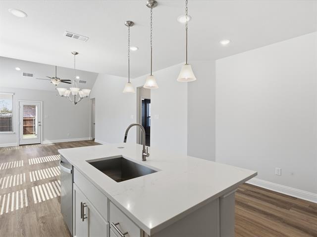 Building Photo - 2620 Fargo Pl