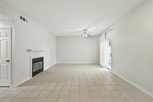 Building Photo - 2605 Enfield Rd