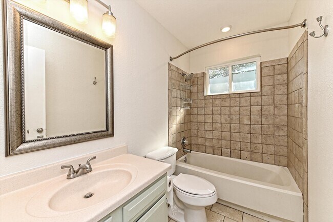 Building Photo - 3706 Harpers Ferry Ln