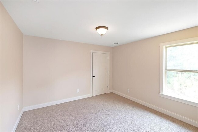 Building Photo - 4242 Rovello Way NE