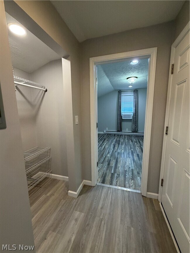 Building Photo - 13187 Yager Dr