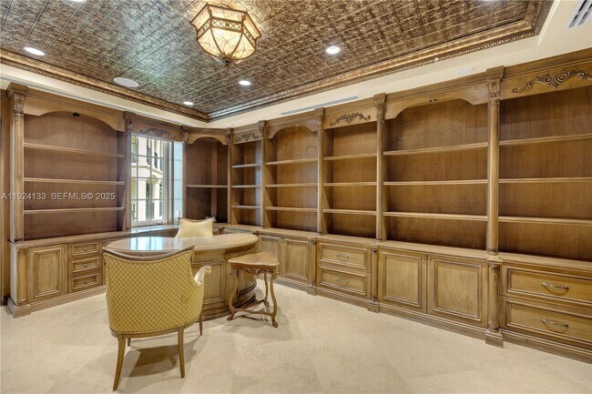 Building Photo - 13671 Deering Bay Dr