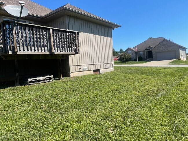 Building Photo - Your new HOME is waiting for you !