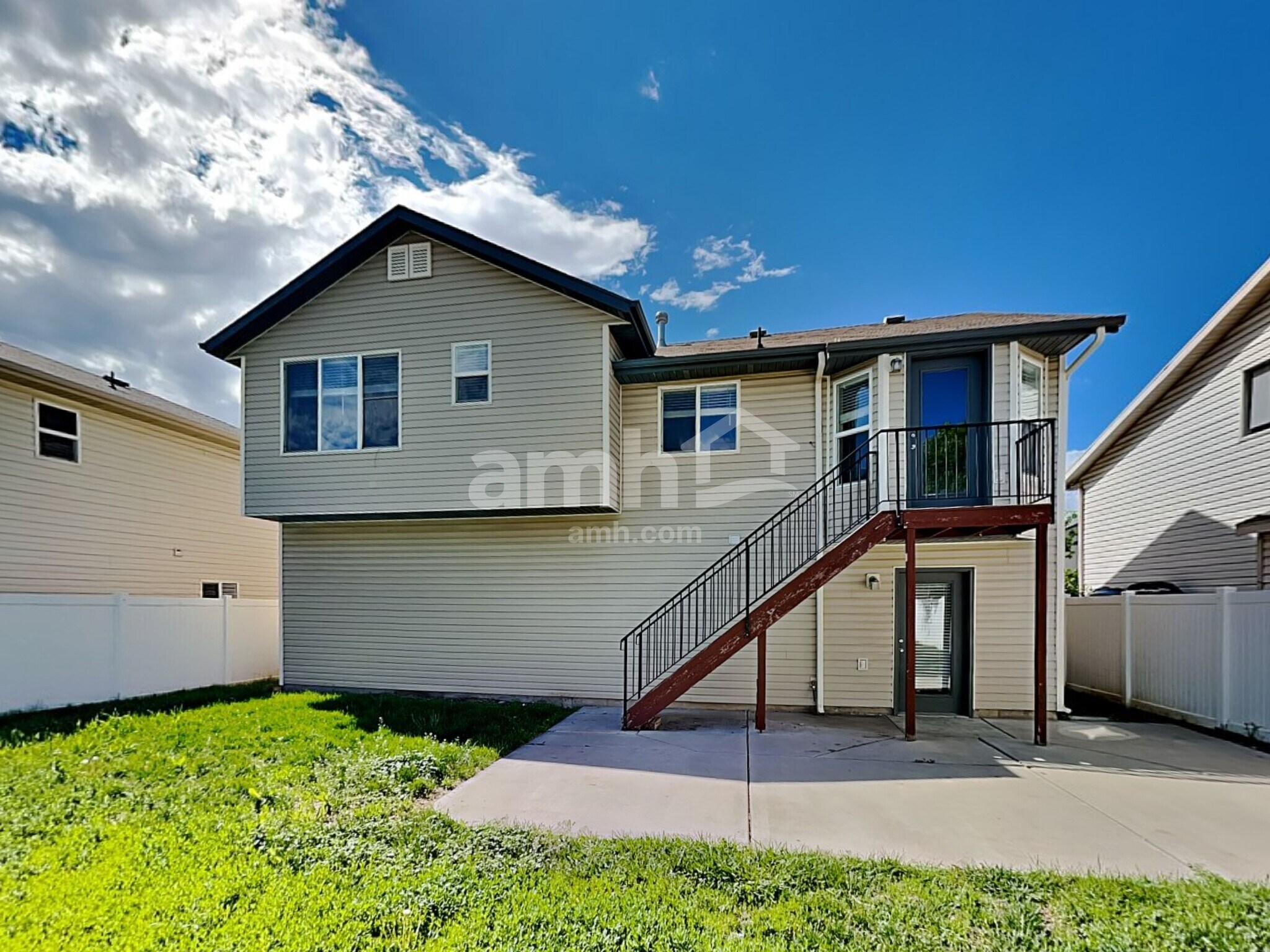 Building Photo - 1012 York Dr