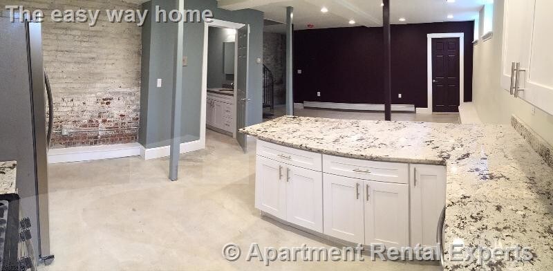 Building Photo - 231 Norfolk St