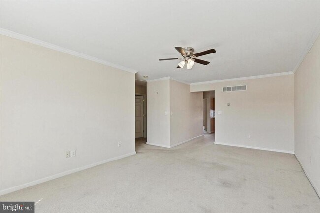 Building Photo - 110 W Harmony Dr