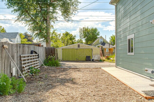 Building Photo - 4339 Eaton St