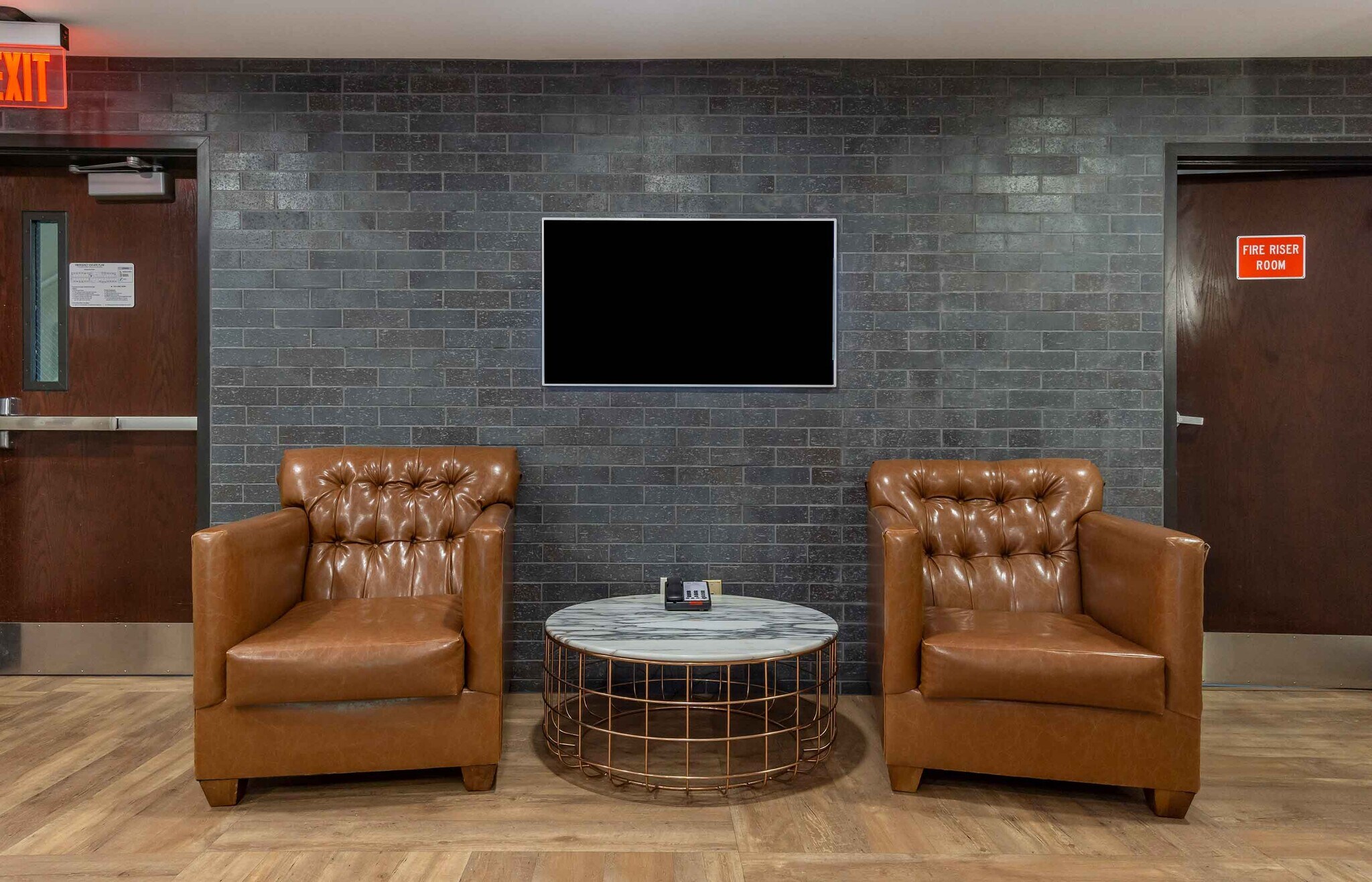 Building Photo - Furnished Studio-Seattle - Bellevue - Down...