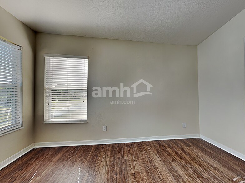 Building Photo - 3403 Berry Blossom Ln