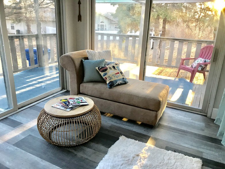 Building Photo - 325 Westbrook Dr