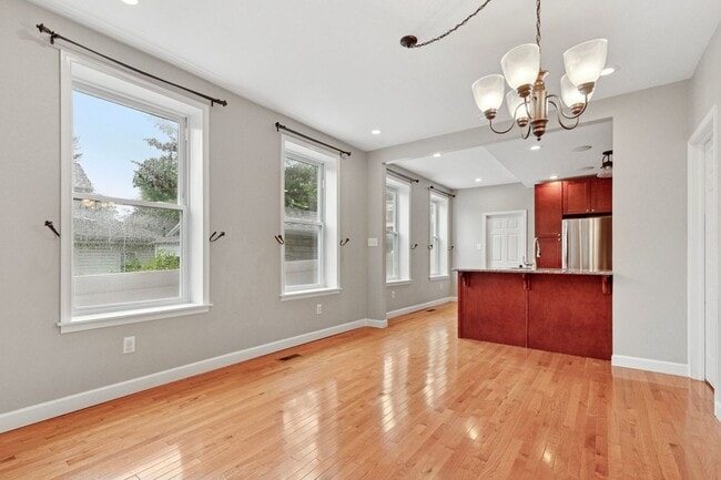 Building Photo - Charming Twin Home in Conshohocken - Pet F...