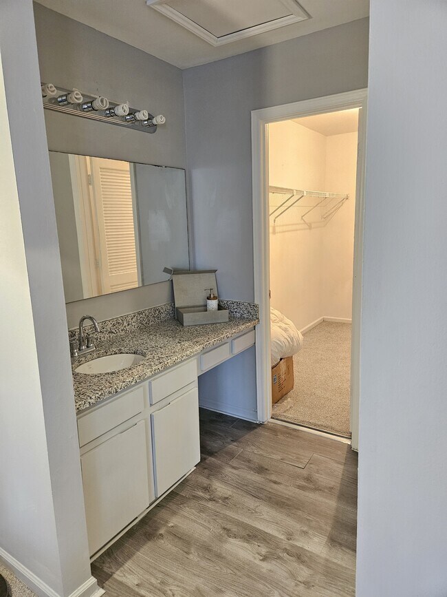 Building Photo - 11526 Turn Stone Ct