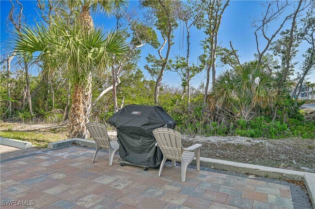 Building Photo - 22748 Island Pines Way