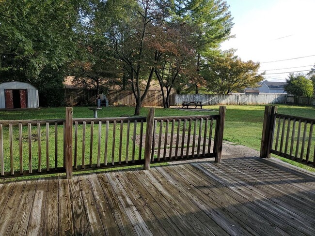 Building Photo - Great older home in Gastonia near Westfiel...