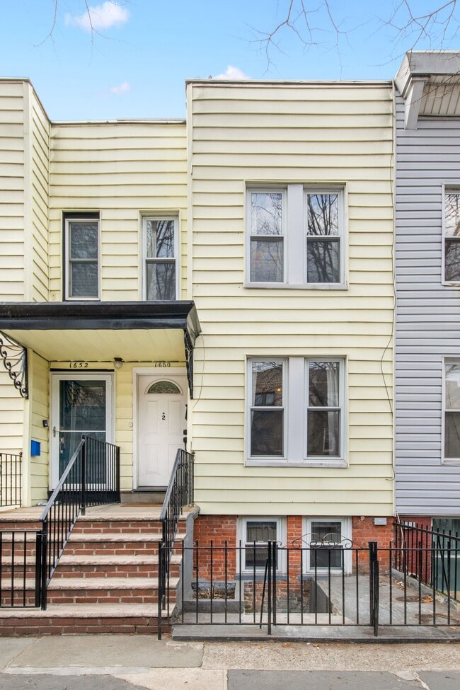 Building Photo - 1650 8th Ave