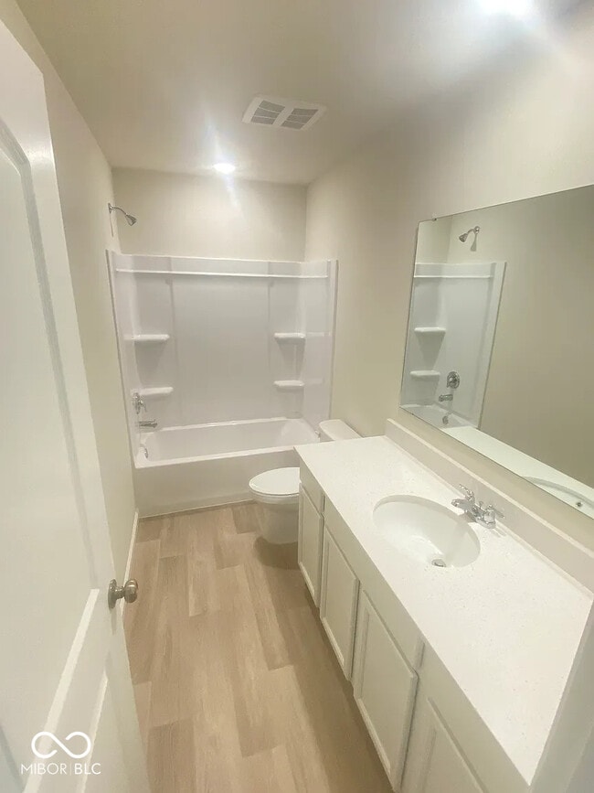 Building Photo - 3872 Riverstone Dr