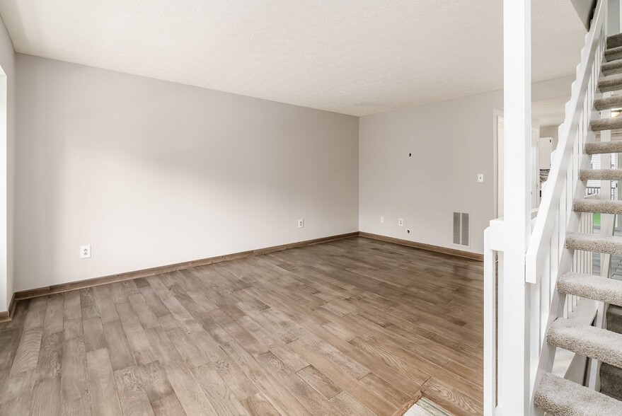 Building Photo - 7897 Kirkby Ct