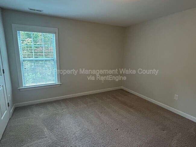 Building Photo - 142 Bexley Way