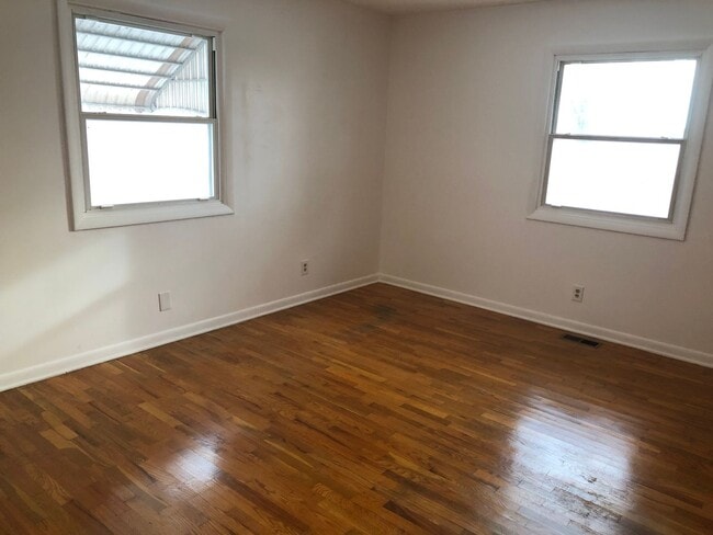 Building Photo - 7820 E Mt Hope Hwy