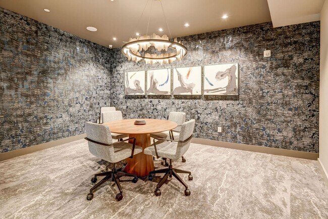 Building Photo - 800 FM 3083