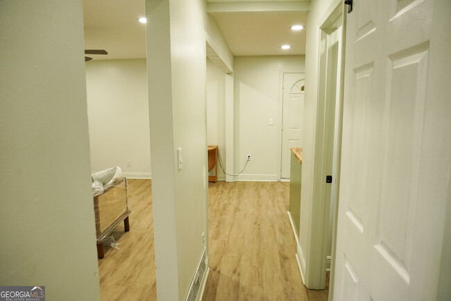 Building Photo - 1875 Dunlap Ave