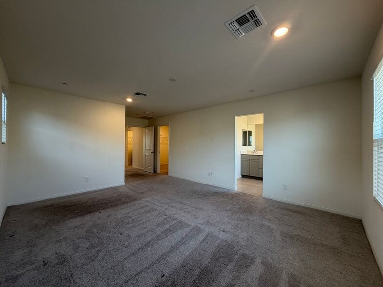 Building Photo - 3769 Via Gennaro