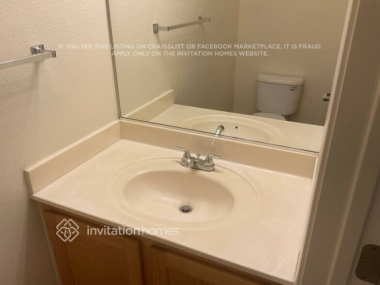 Building Photo - 7941 Turtle Island Ct