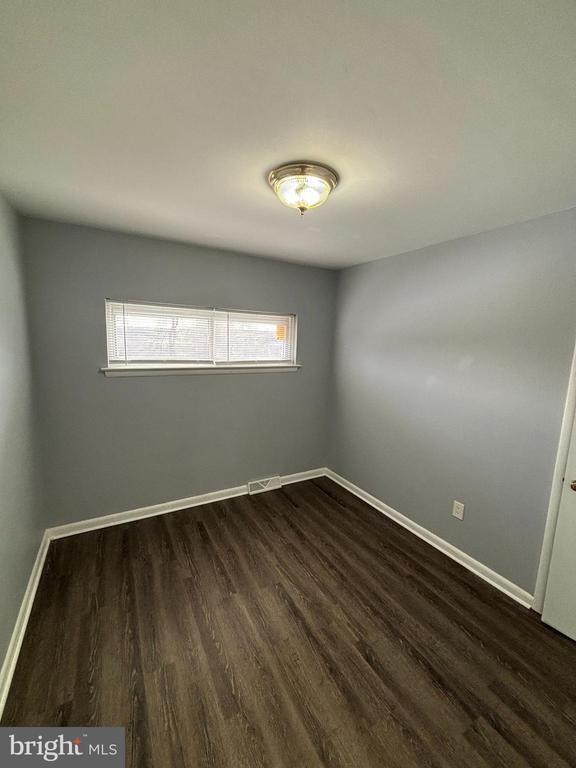 Building Photo - 45 Penn Ave