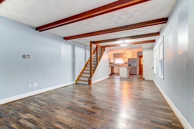 Building Photo - 88 Glover Ave