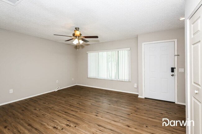 Building Photo - 1356 Tufts Ct NE