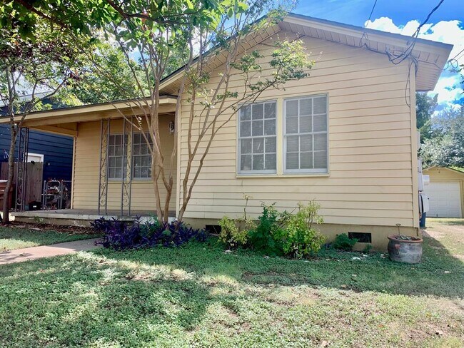 Primary Photo - 1505 Ruth Ave