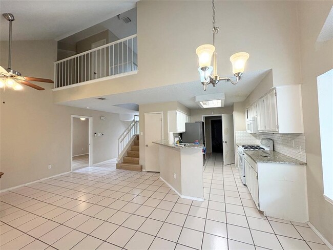 Building Photo - 3014 Cottonweed Trail