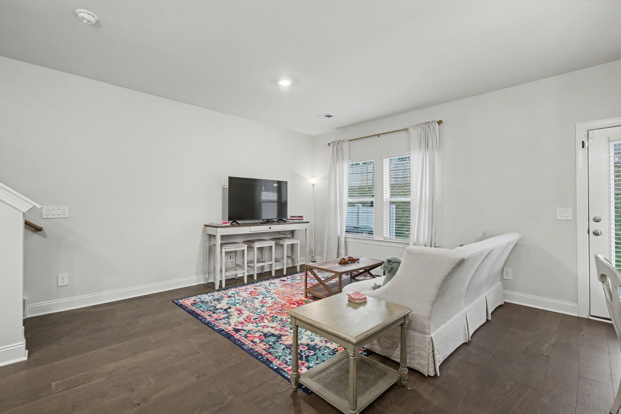 *** PROPERTY DOES NOT COME FURNISHED *** - 1682 Denali Dr