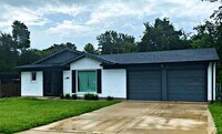Building Photo - 406 Glencairn Dr