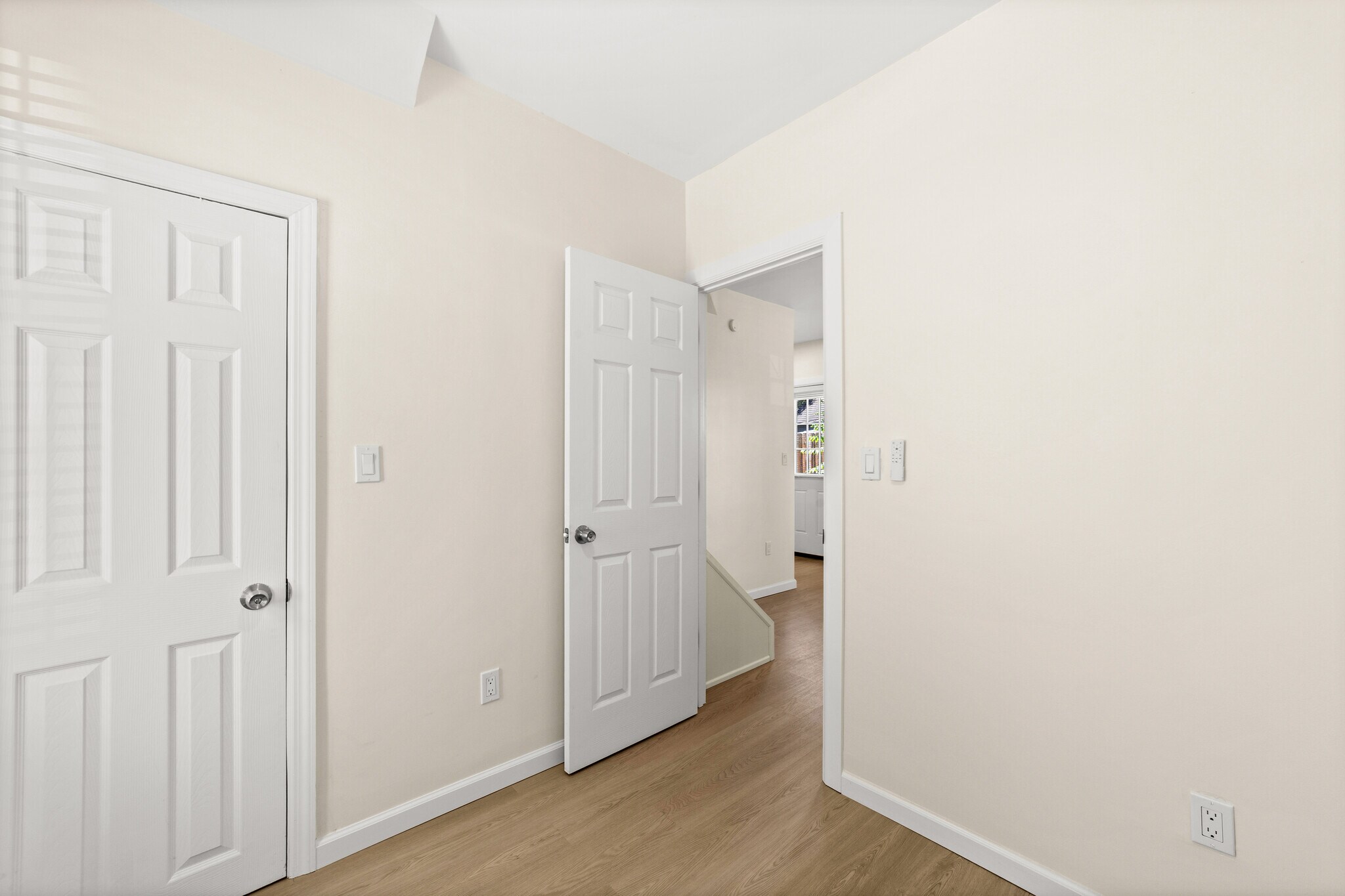 Smaller Bedroom/office off dining room - 1913 Fulton Rd