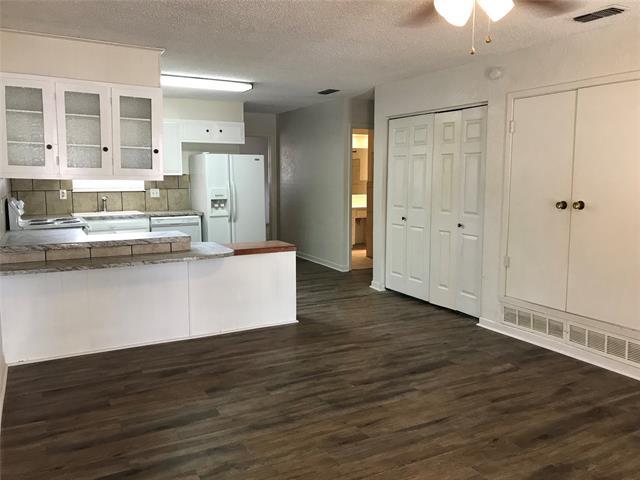 Building Photo - 3375 S 27th St