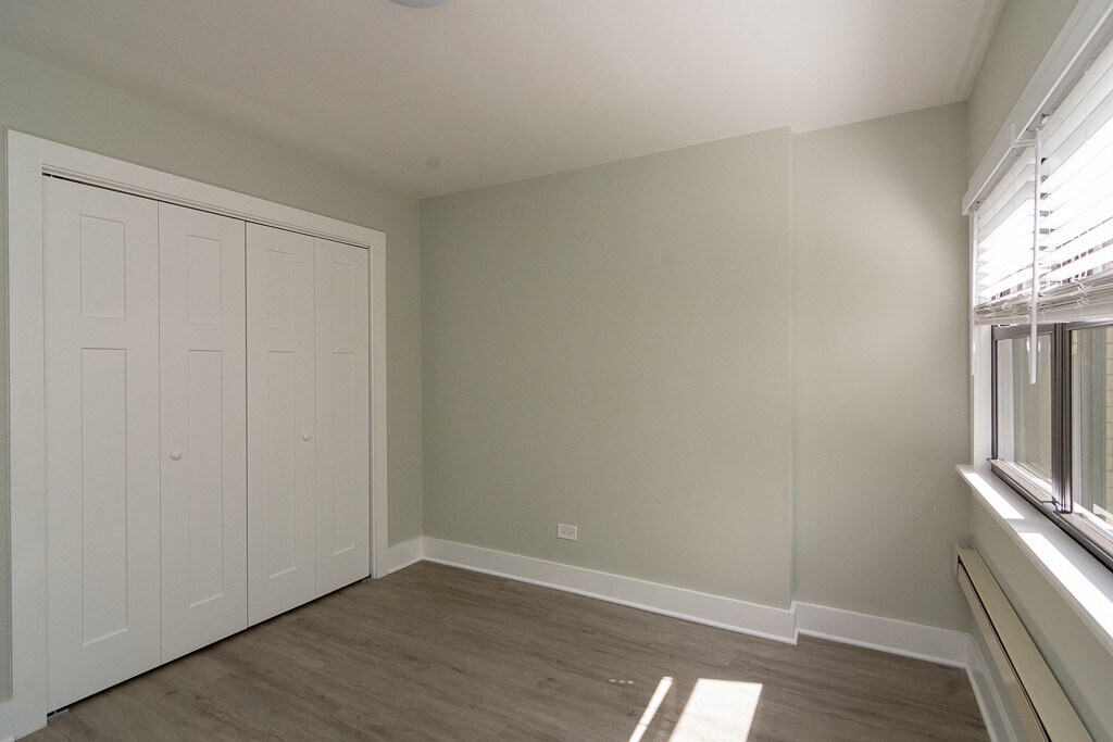 Building Photo - 1437 N Dearborn St