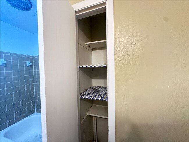 Building Photo - 1713 Mermaid Dr