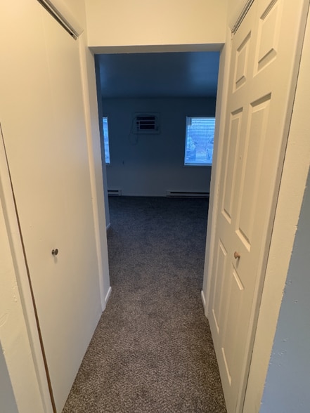 Building Photo - 426 N Church St