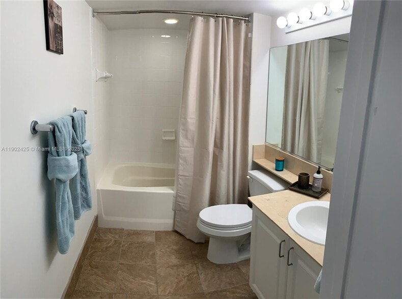 Building Photo - 90 Alton Rd