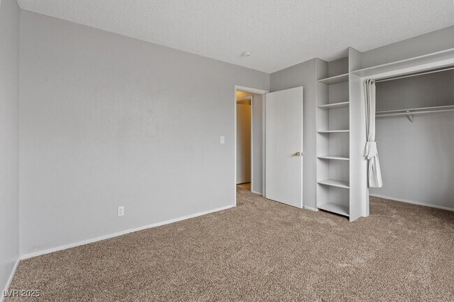 Building Photo - 1417 Elizabeth Ave