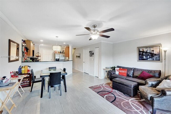 Building Photo - 9115 Chambers St