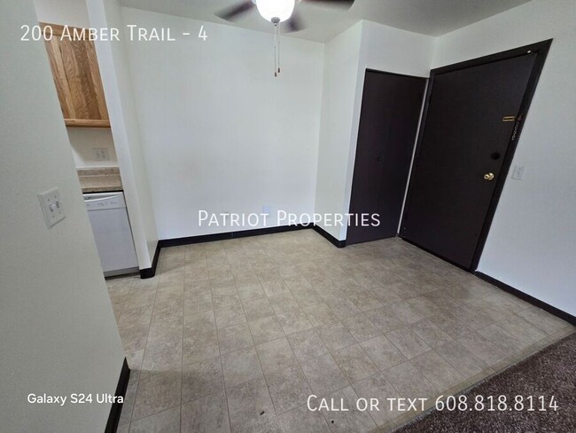 Building Photo - 200 Amber Trail