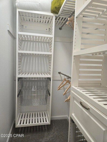 Building Photo - 8634 Sand dollar Dr